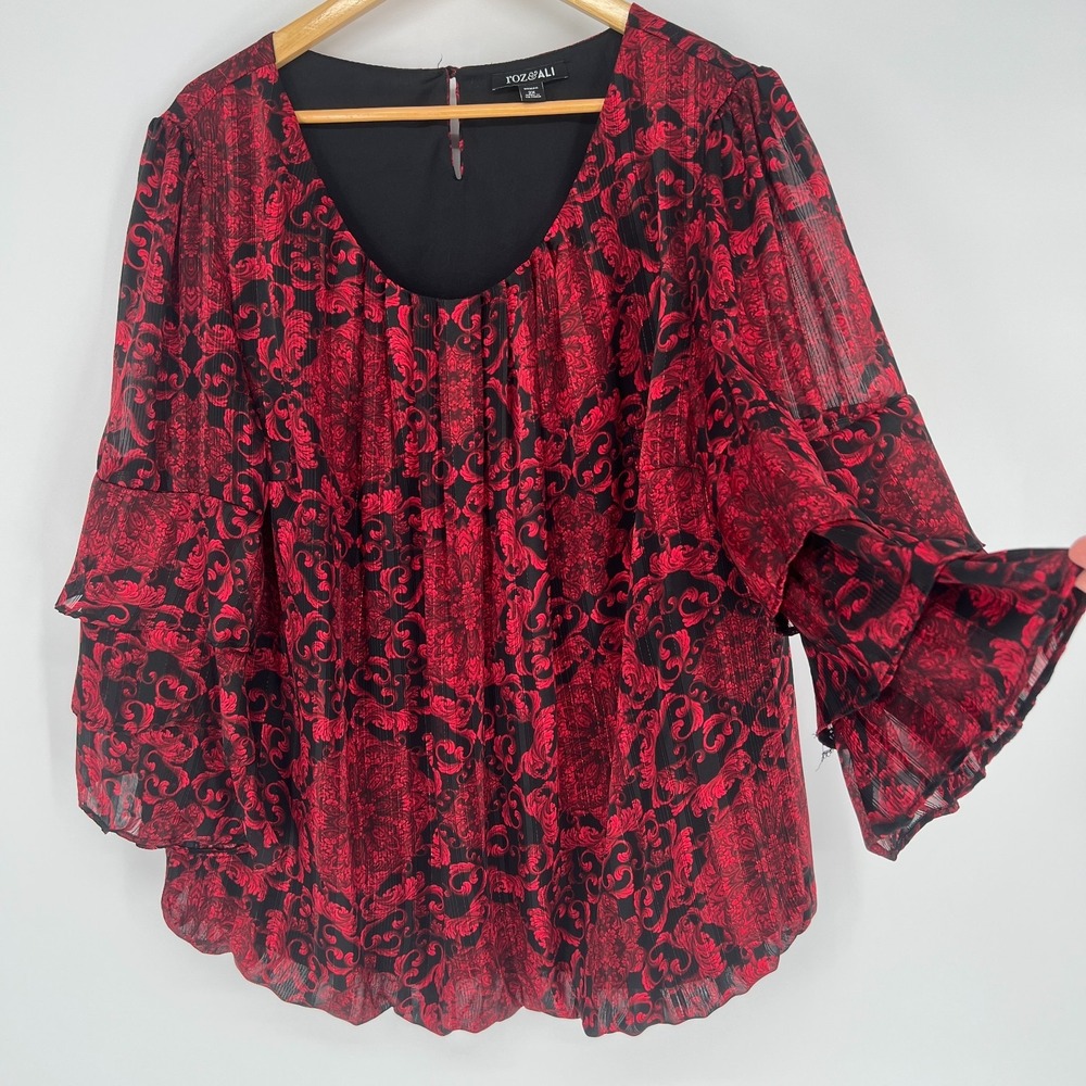 Roz & Ali Womens Boho Whimsigoth Holiday Top Size 2X Red Floral Metallic Flowy